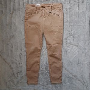 Gap cropped jean with side zippers